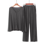 Pyjama-femme-en-coton-a-coupe-ample-et-bordures-ondulees-picture-7