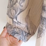Pyjama-kimono-dinterieur-en-gaze-de-coton-a-pivoines-et-papillons-picture-8