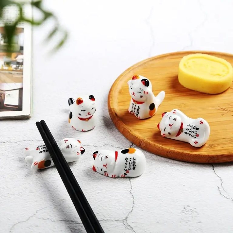 Repose-baguettes japonais en céramique en forme de chats maneki-neko