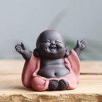 Statuette-moine-bouddhiste-en-ceramique-emaillee-pour-decoration-zen-picture-6