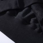 Sweat-a-capuche-streetwear-avec-calligraphie-japonaise-et-fleches-directionnelle-picture-4