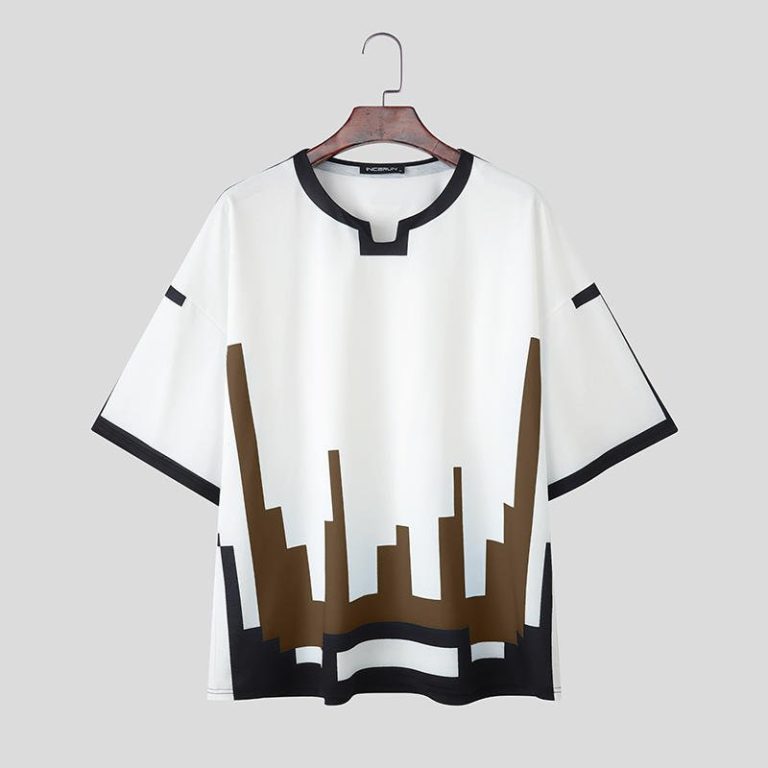 T-shirt-blanc-homme-oversize-a-motifs-geometriques-pixelises-et-bordures-contrastees-picture-4