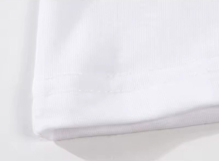T-shirt crop top à imprimé de voiture japonaise R32 et soleil levant