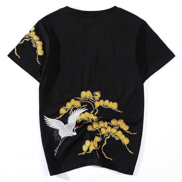 T-shirt style japonais grue brodée et pin doré