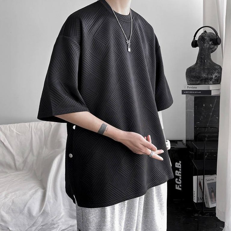 T-shirt-oversize-homme-a-texture-gaufree-et-motif-geometrique-en-relief-picture-2