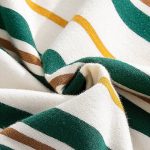 T-shirt-raye-coreen-a-coupe-ample-avec-manches-courtes-et-col-rond-picture-11