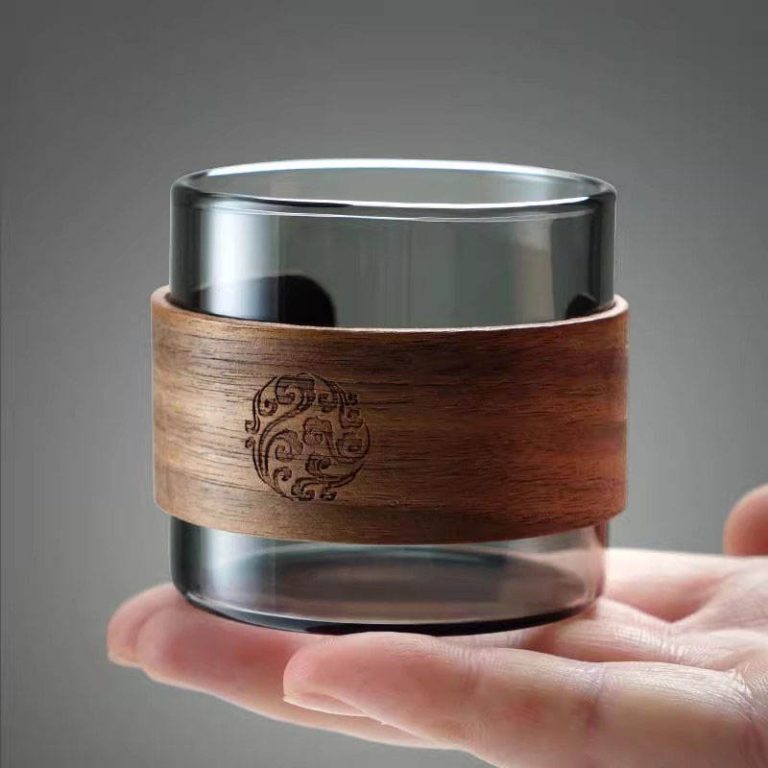 Tasse-a-the-en-verre-borosilicate-avec-manchon-amovible-en-bois-de-noyer-grave-picture-3