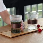 Verre-a-the-japonais-en-borosilicate-avec-manchon-en-noyer-picture-2