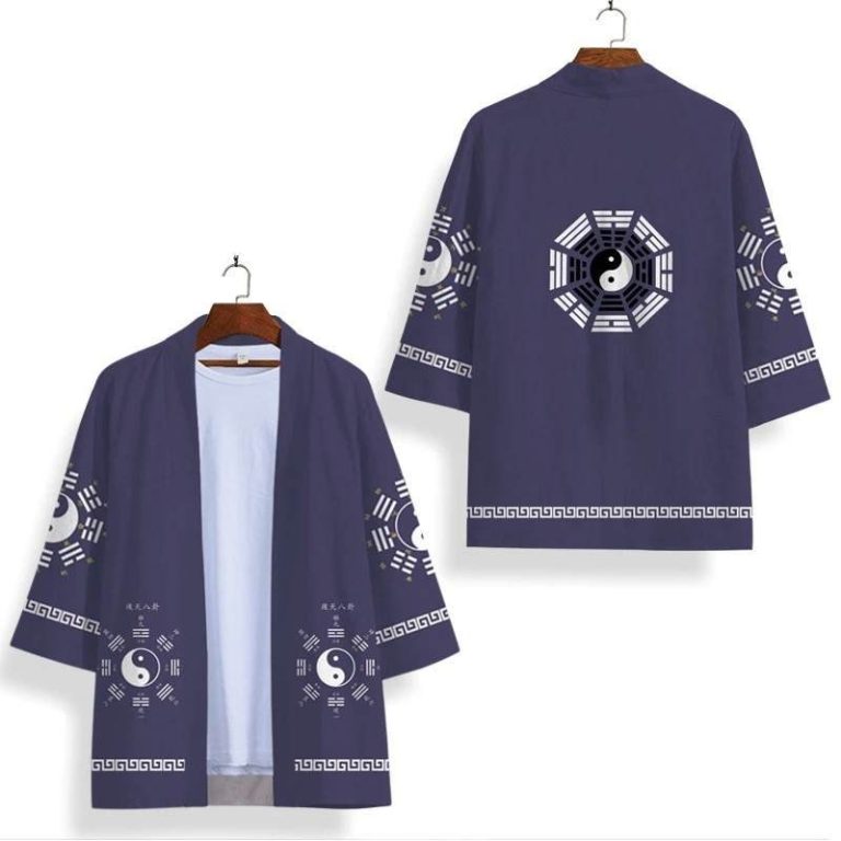 Veste-kimono-femme-et-homme-a-motifs-yin-yang-et-bagua-picture-6
