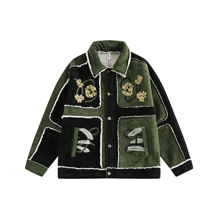 Veste-sherpa-noir-et-vert-kaki-a-broderies-florales-dorees-et-passepoil-blanc-mo-picture-1