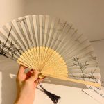 Eventail-pliant-japonais-en-bambou-et-soie-picture-10