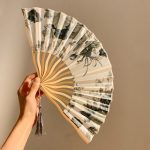 Eventail-pliant-japonais-en-bambou-et-soie-picture-11