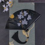Eventail-pliant-japonais-en-bambou-et-tissu-picture-11