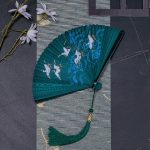 Eventail-pliant-japonais-en-bambou-et-tissu-picture-13