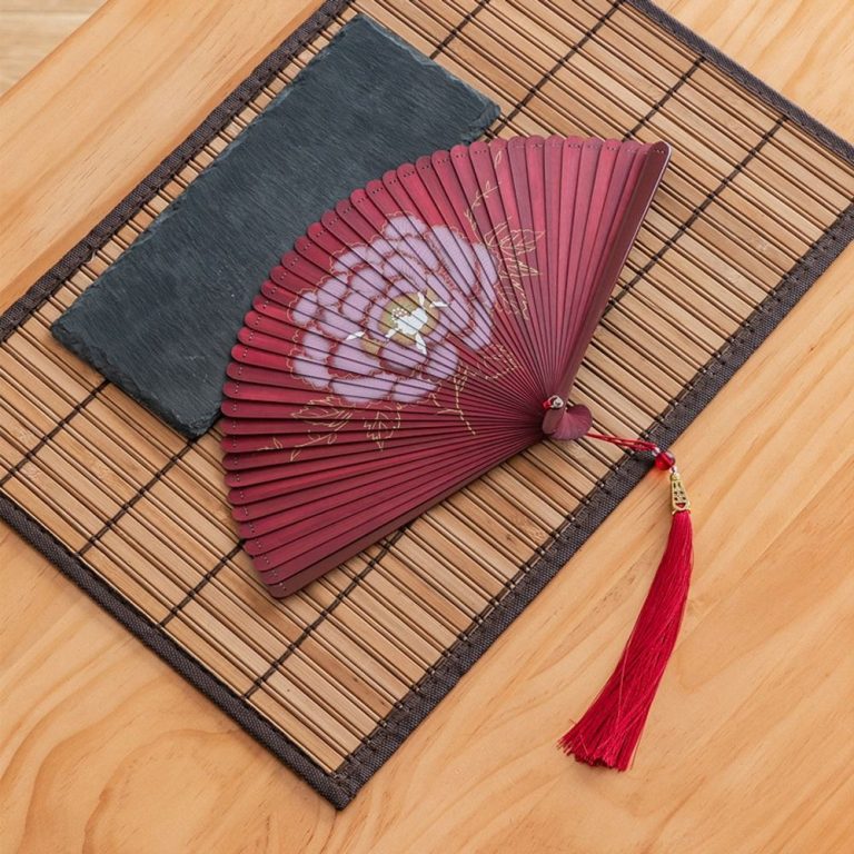 Eventail-pliant-japonais-en-bambou-et-tissu-picture-15