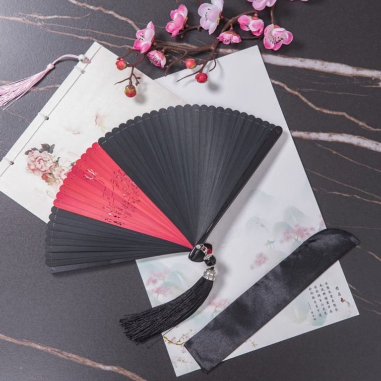 Eventail-pliant-japonais-en-bambou-et-tissu-picture-4
