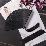 Eventail-pliant-japonais-en-bambou-et-tissu-picture-7