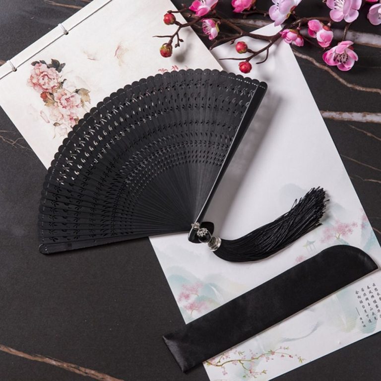 Eventail-pliant-japonais-en-bambou-et-tissu-picture-7