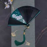 Eventail-pliant-japonais-en-bambou-et-tissu-picture-9