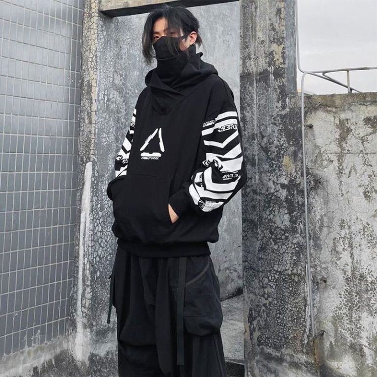 Hoodie-noir-unisexe-a-chevrons-blancs-picture-3