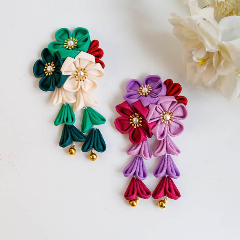 Kanzashi-japonais-a-clochettes-dorees-picture-1