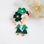 Kanzashi-japonais-a-clochettes-dorees-picture-4