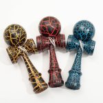 Kendama en bois à balle peinte