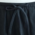 Pantalon-ample-decontracte-a-entrejambe-bas-picture-4